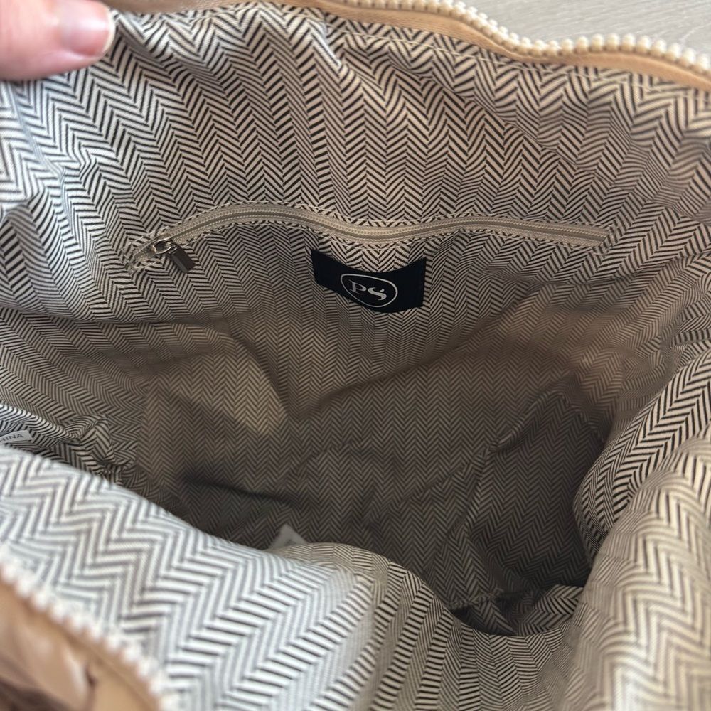 NWT Pretty Simple Carmen Hobo Tote Tan - Picture 7 of 7